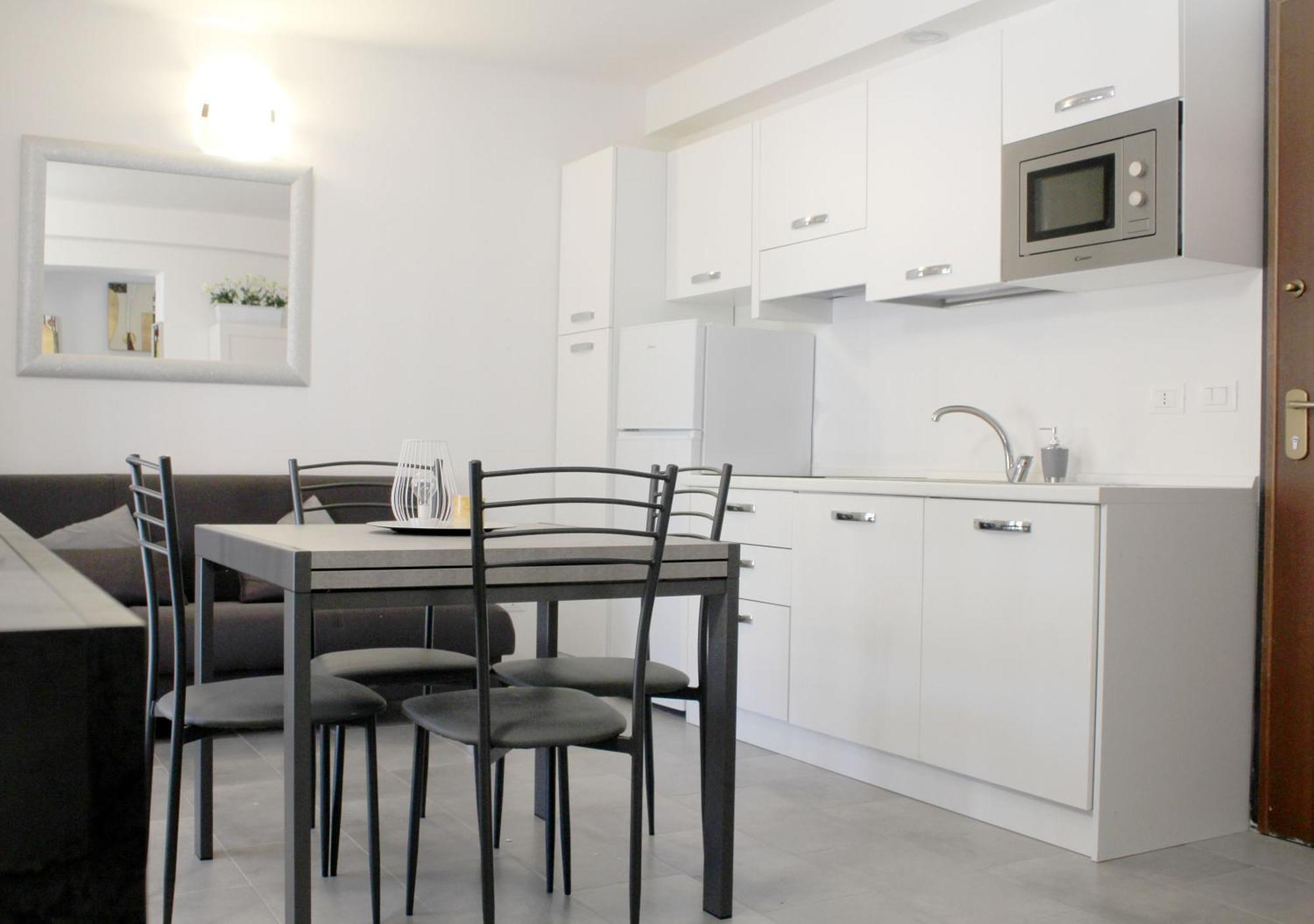 ボローニャSky Loft Airport - Modern Apt 1St Floorアパートメント エクステリア 写真